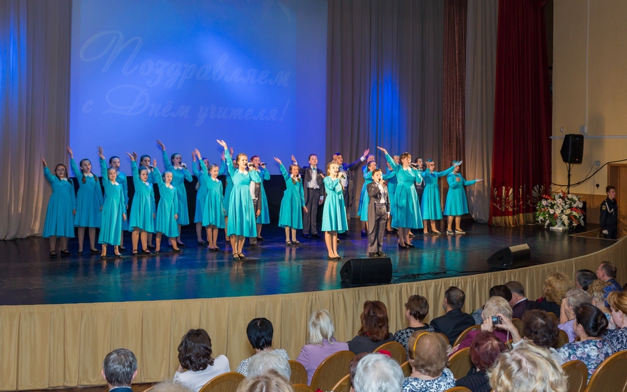 Детский академический хор «Крещендо» Дома детского творчества Петродворцового района